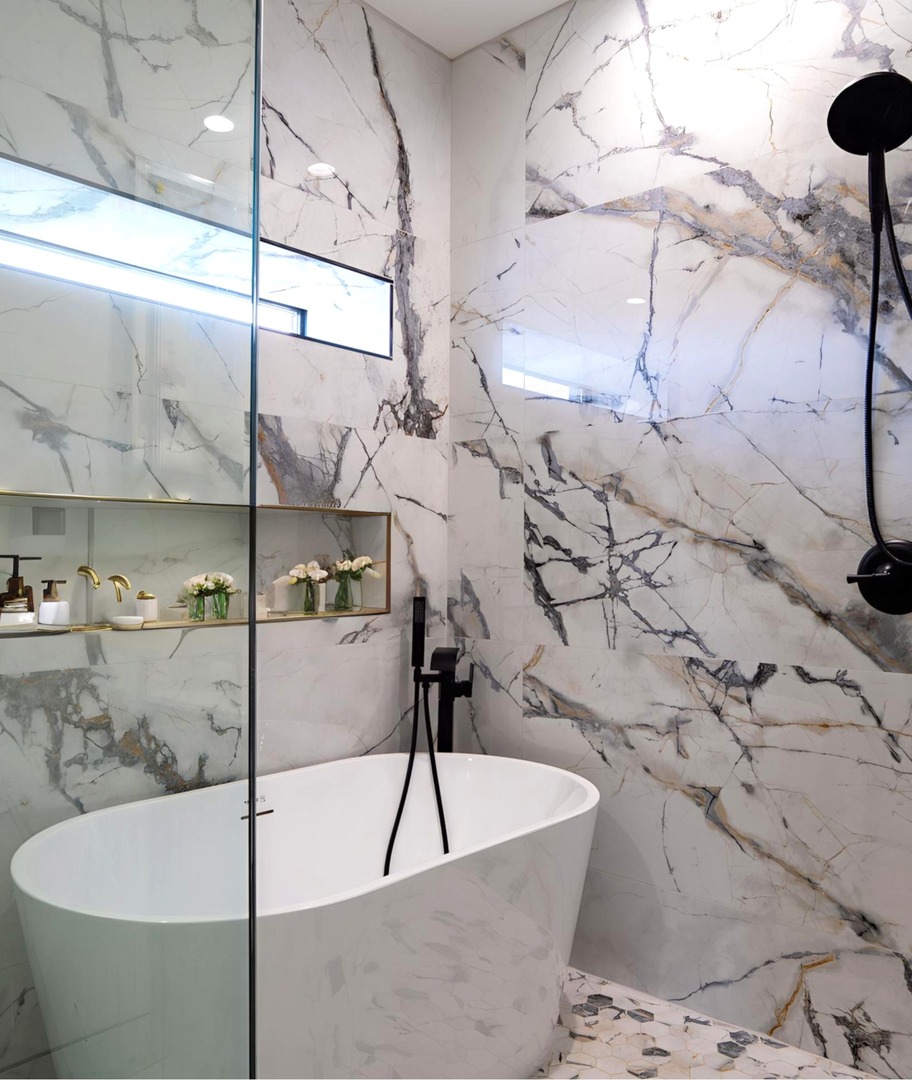 3530 W Van Buren Street, Chicago, IL 60624