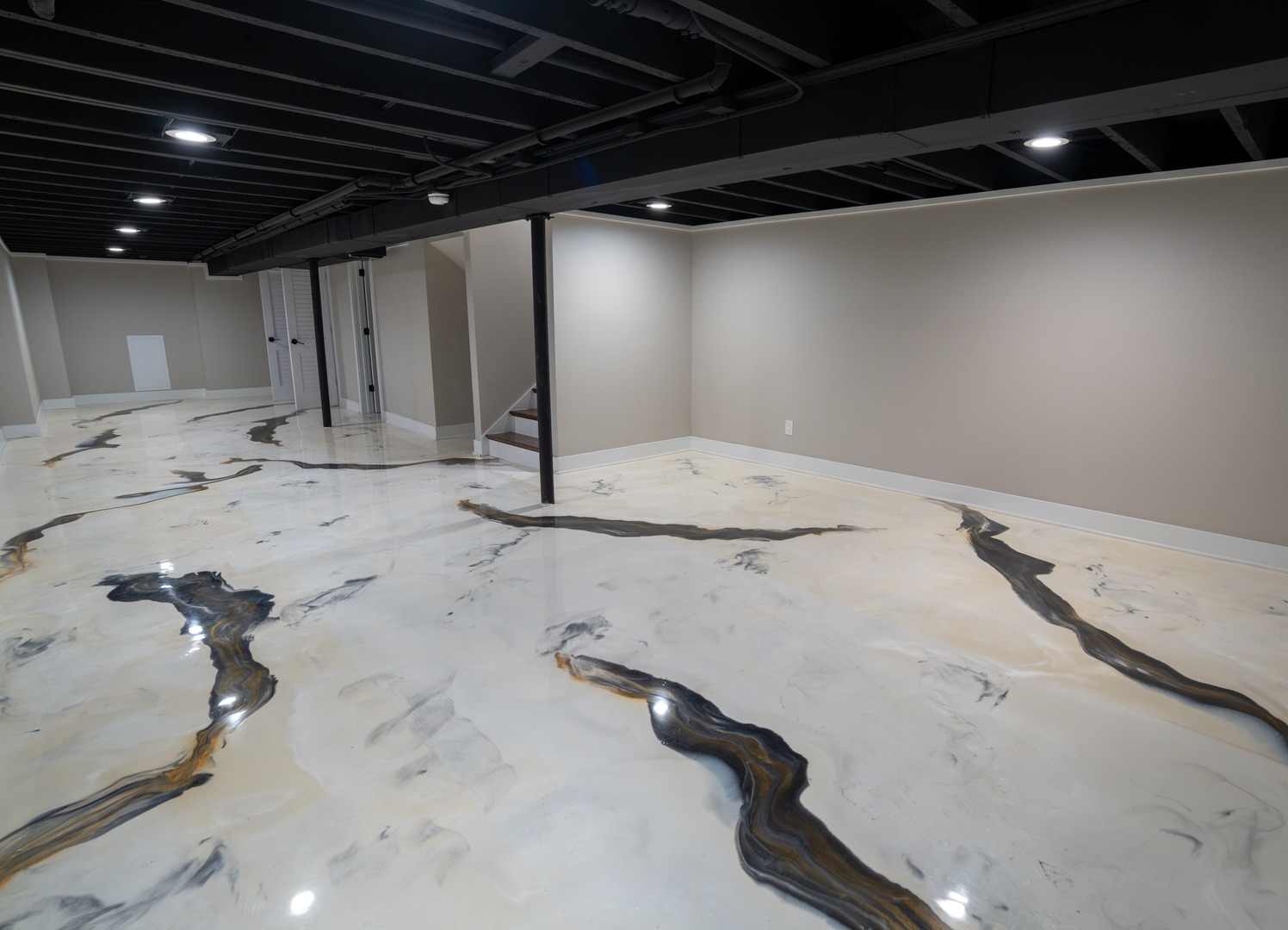 3530 W Van Buren Street, Chicago, IL 60624