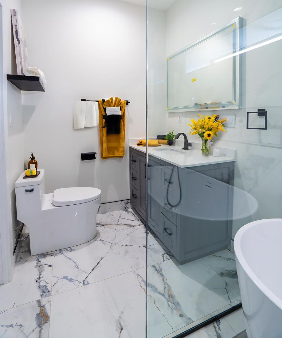 3530 W Van Buren Street, Chicago, IL 60624