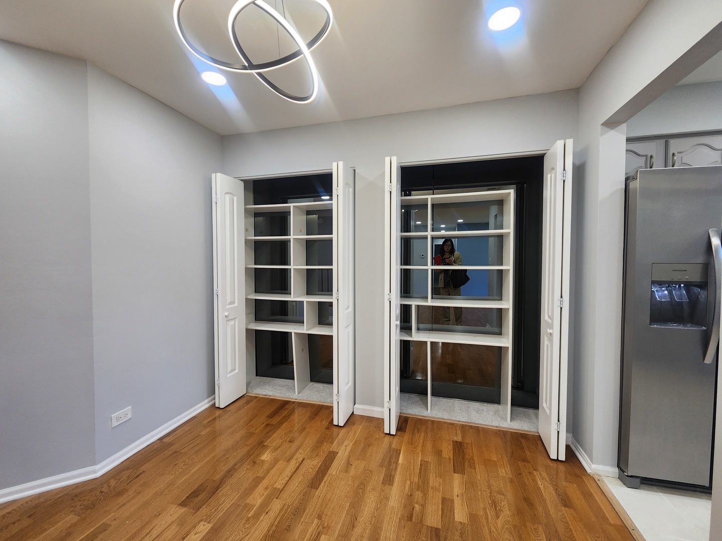 1044 Creekside Court #2B, Wheeling, IL 60090