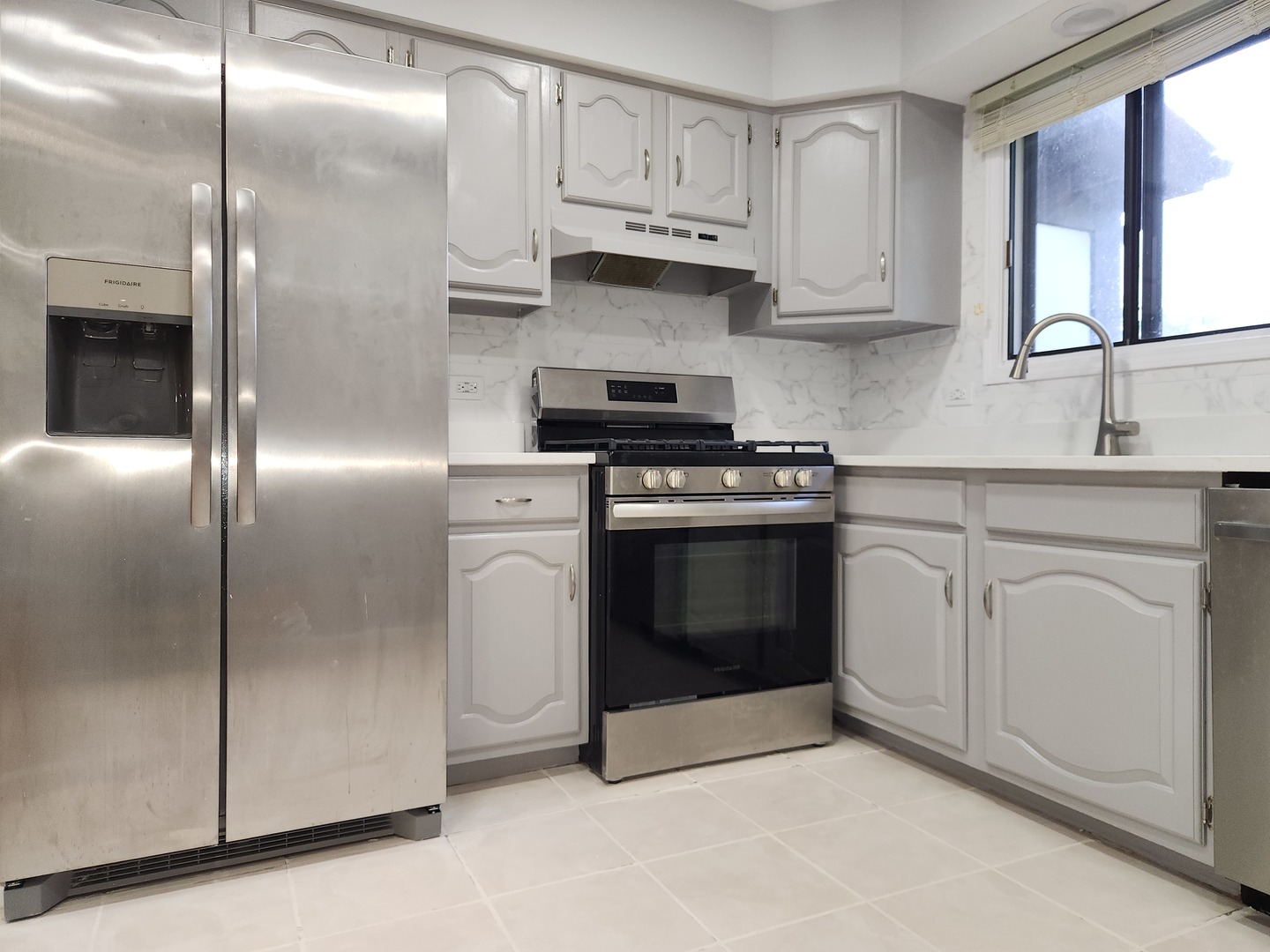 1044 Creekside Court #2B, Wheeling, IL 60090