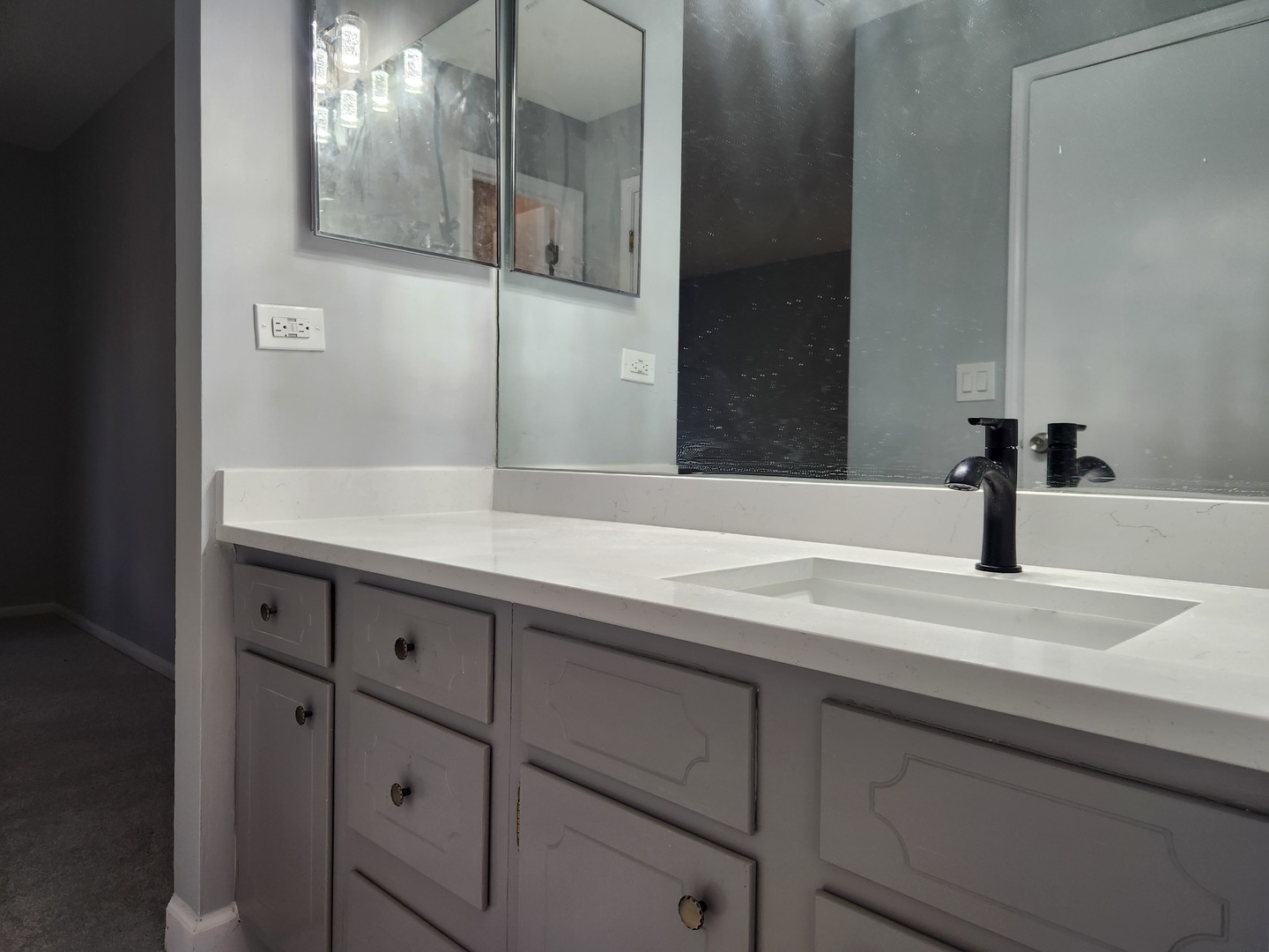 1044 Creekside Court #2B, Wheeling, IL 60090