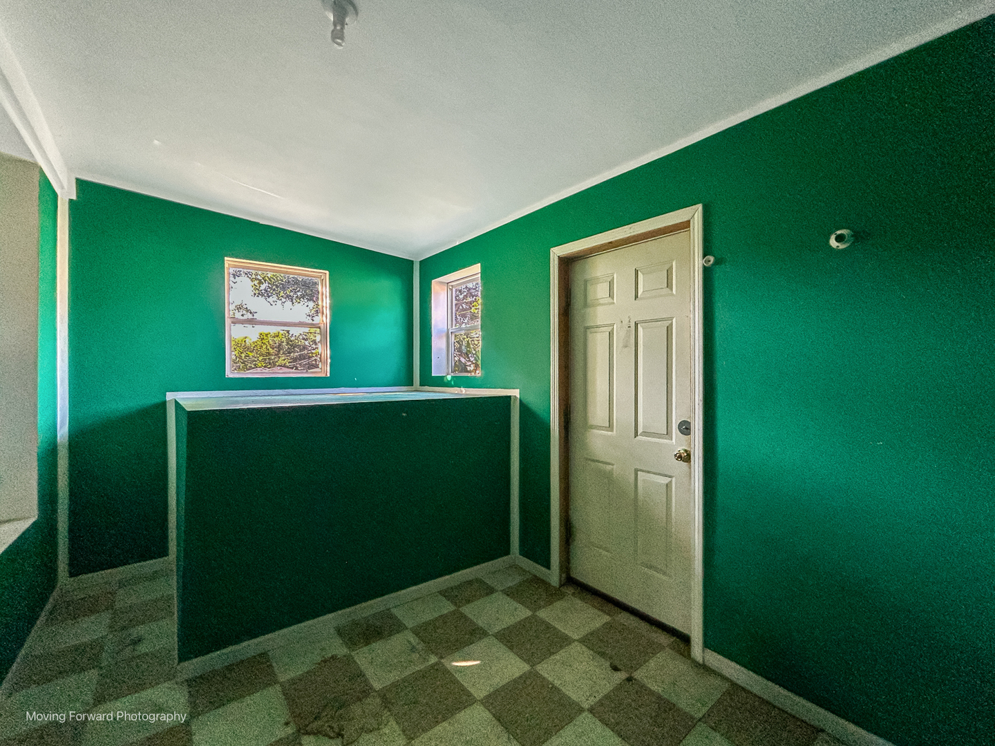 8852 S Wallace Street, Chicago, IL 60620