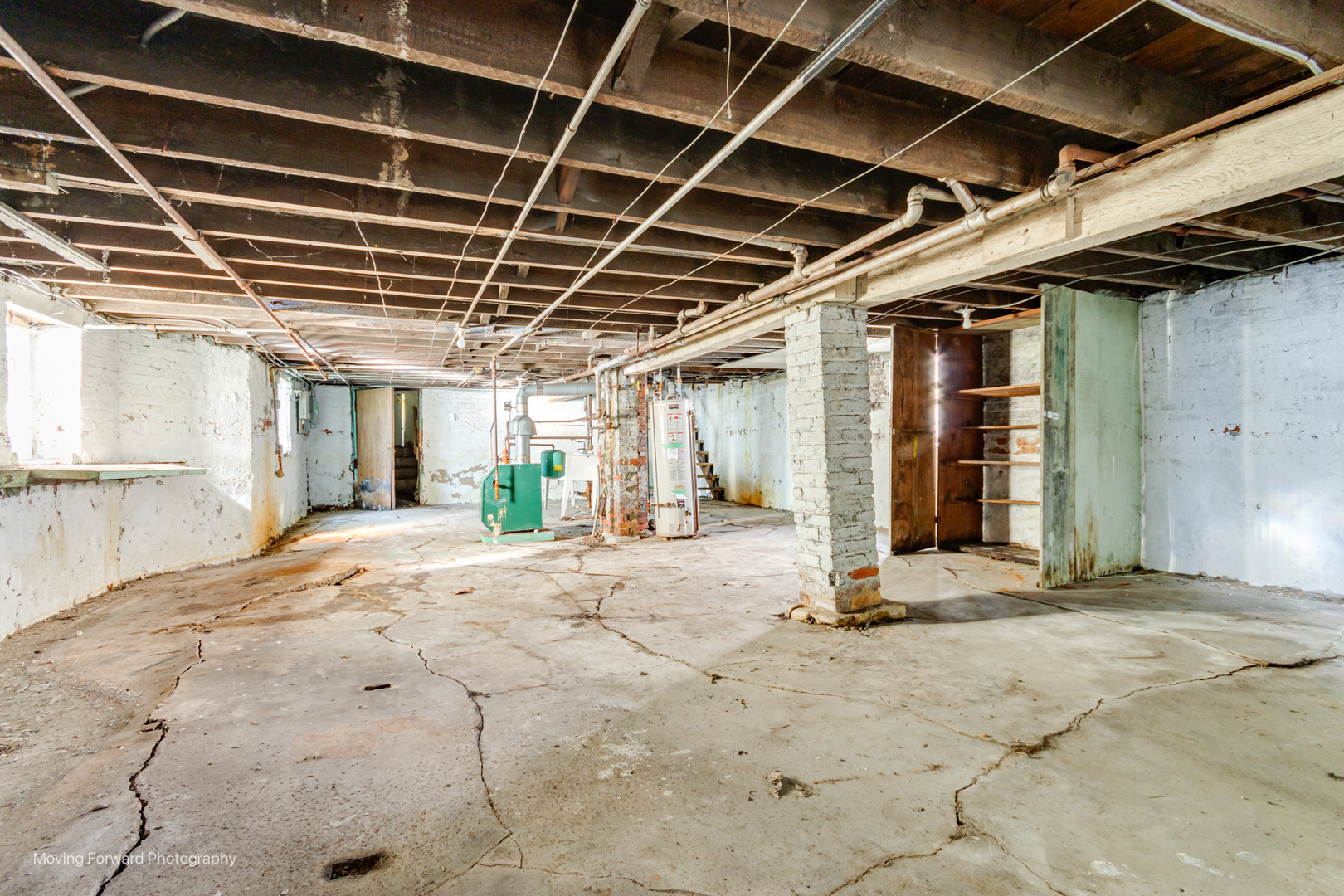 8852 S Wallace Street, Chicago, IL 60620