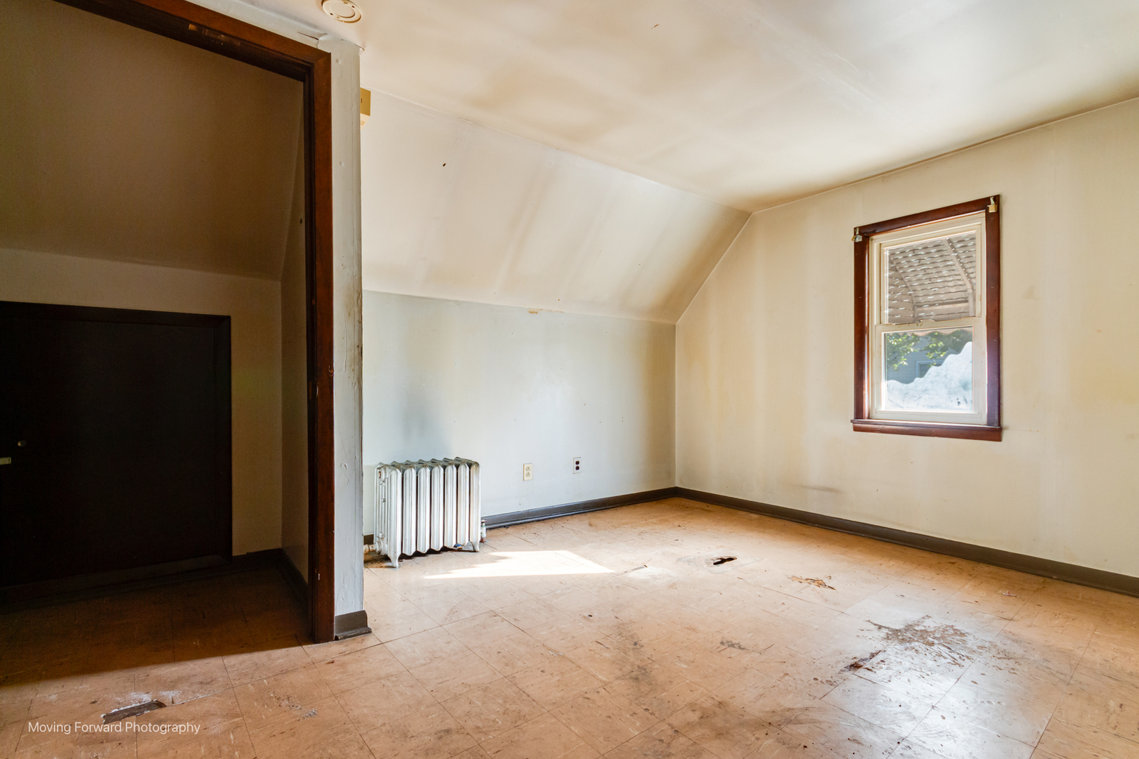 8852 S Wallace Street, Chicago, IL 60620