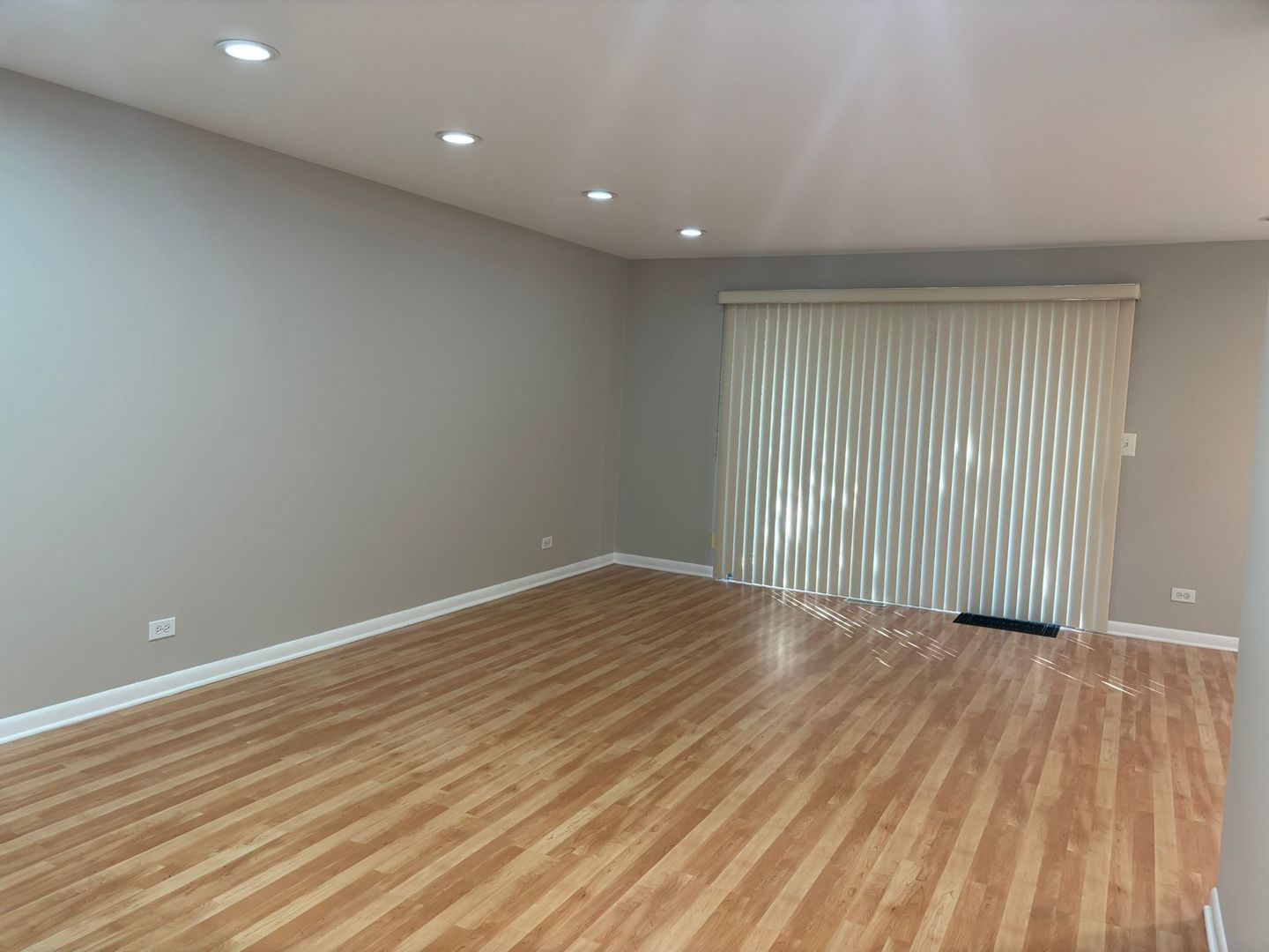 625 Pheasant Lane #625, Deerfield, IL 60015