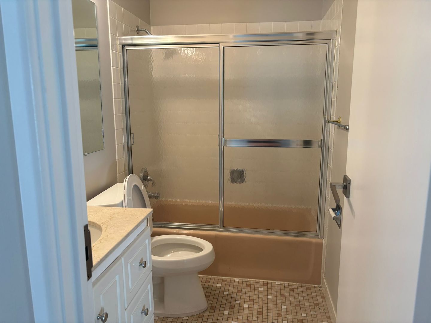 625 Pheasant Lane #625, Deerfield, IL 60015