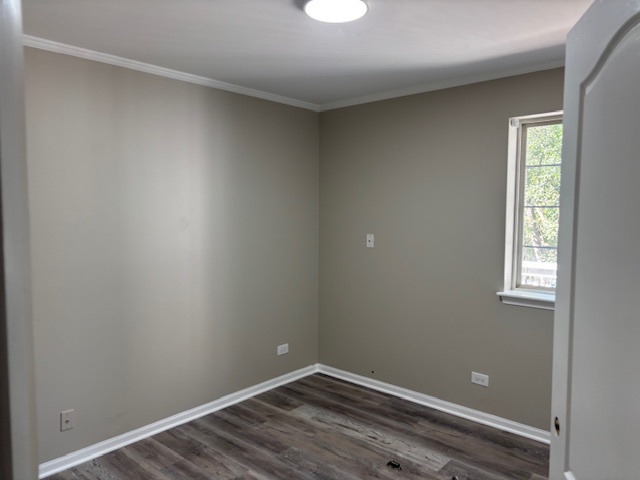 301 W Treehouse Lane #301, Round Lake, IL 60073