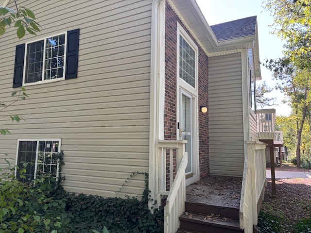 301 W Treehouse Lane #301, Round Lake, IL 60073