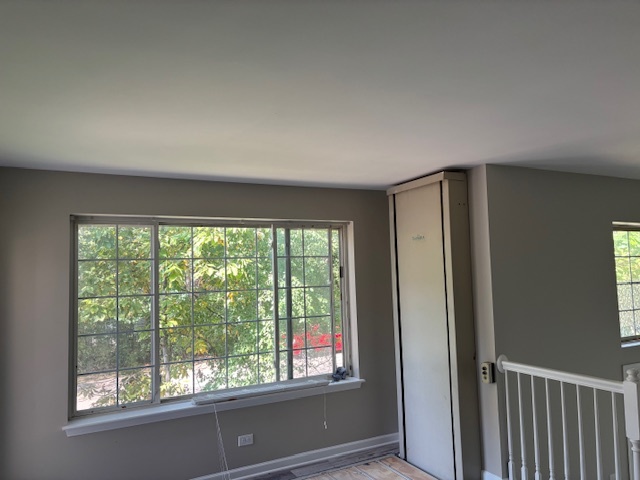 301 W Treehouse Lane #301, Round Lake, IL 60073