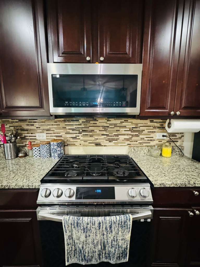 3473 Bradbury Circle #3473, Aurora, IL 60504