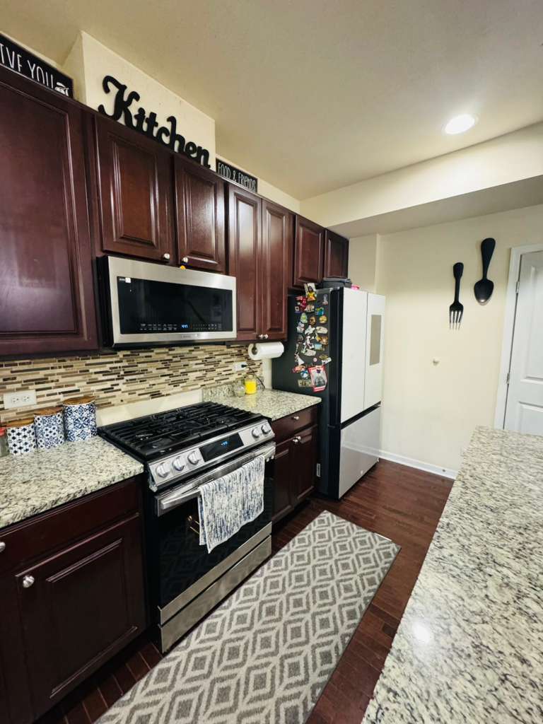 3473 Bradbury Circle #3473, Aurora, IL 60504