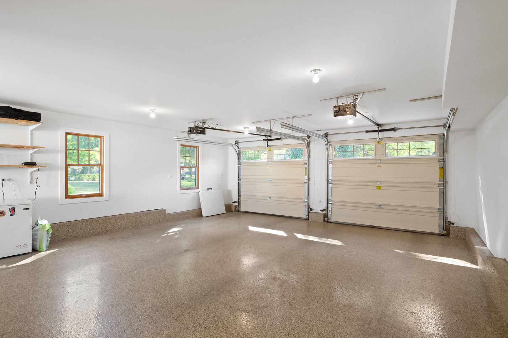 215 E Elm Avenue, La Grange, IL 60525