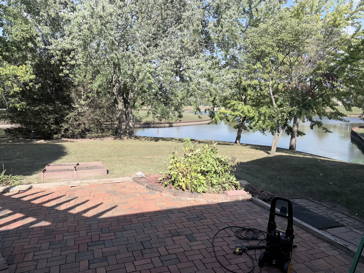 97 N Walnut Lane, Schaumburg, IL 60194