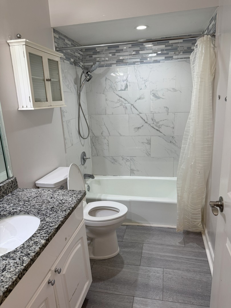 6027 103rd Street #1A, Chicago Ridge, IL 60415