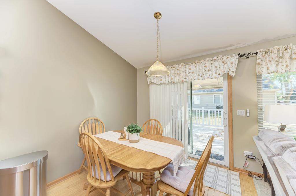 21649 W Larch Drive, Plainfield, IL 60544