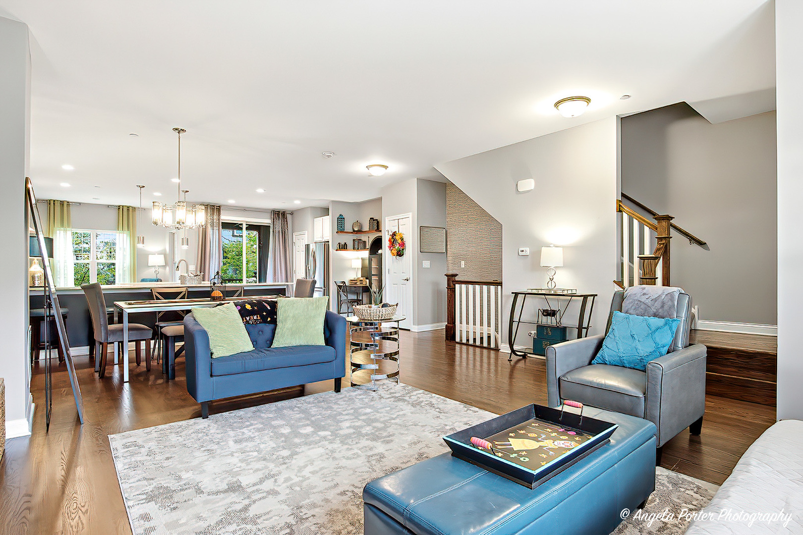 619 Parkside Court, Libertyville, IL 60048