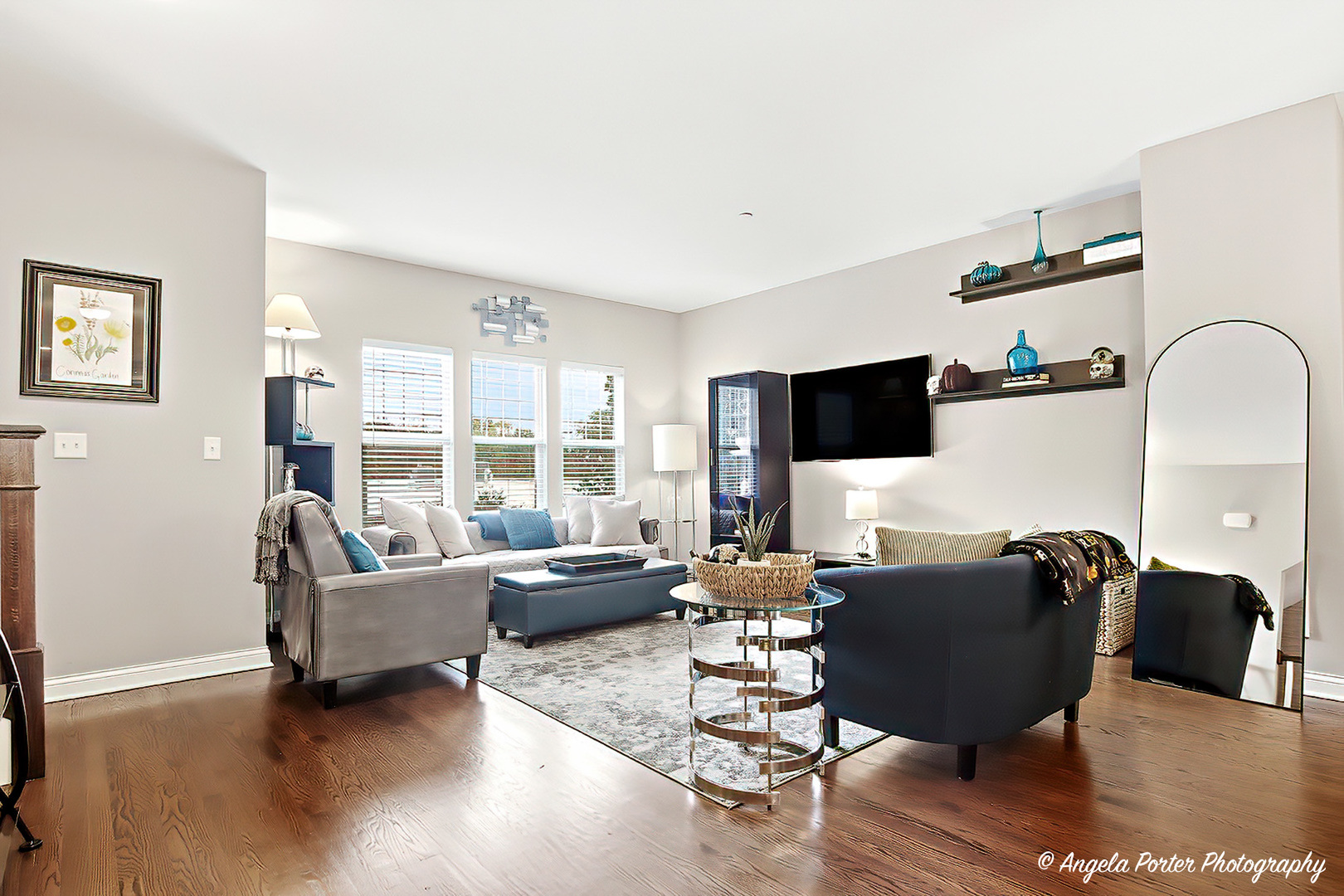 619 Parkside Court, Libertyville, IL 60048