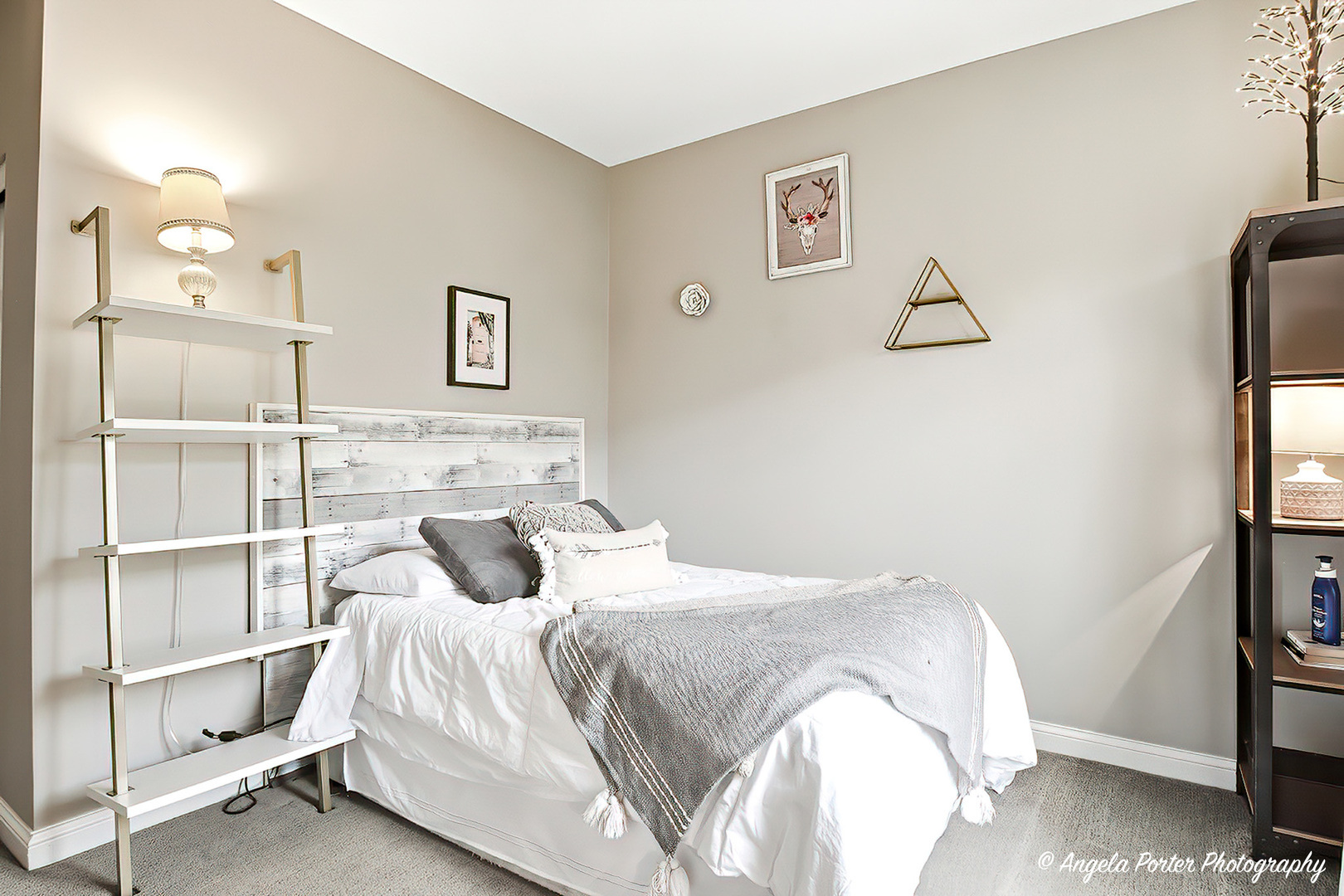 619 Parkside Court, Libertyville, IL 60048