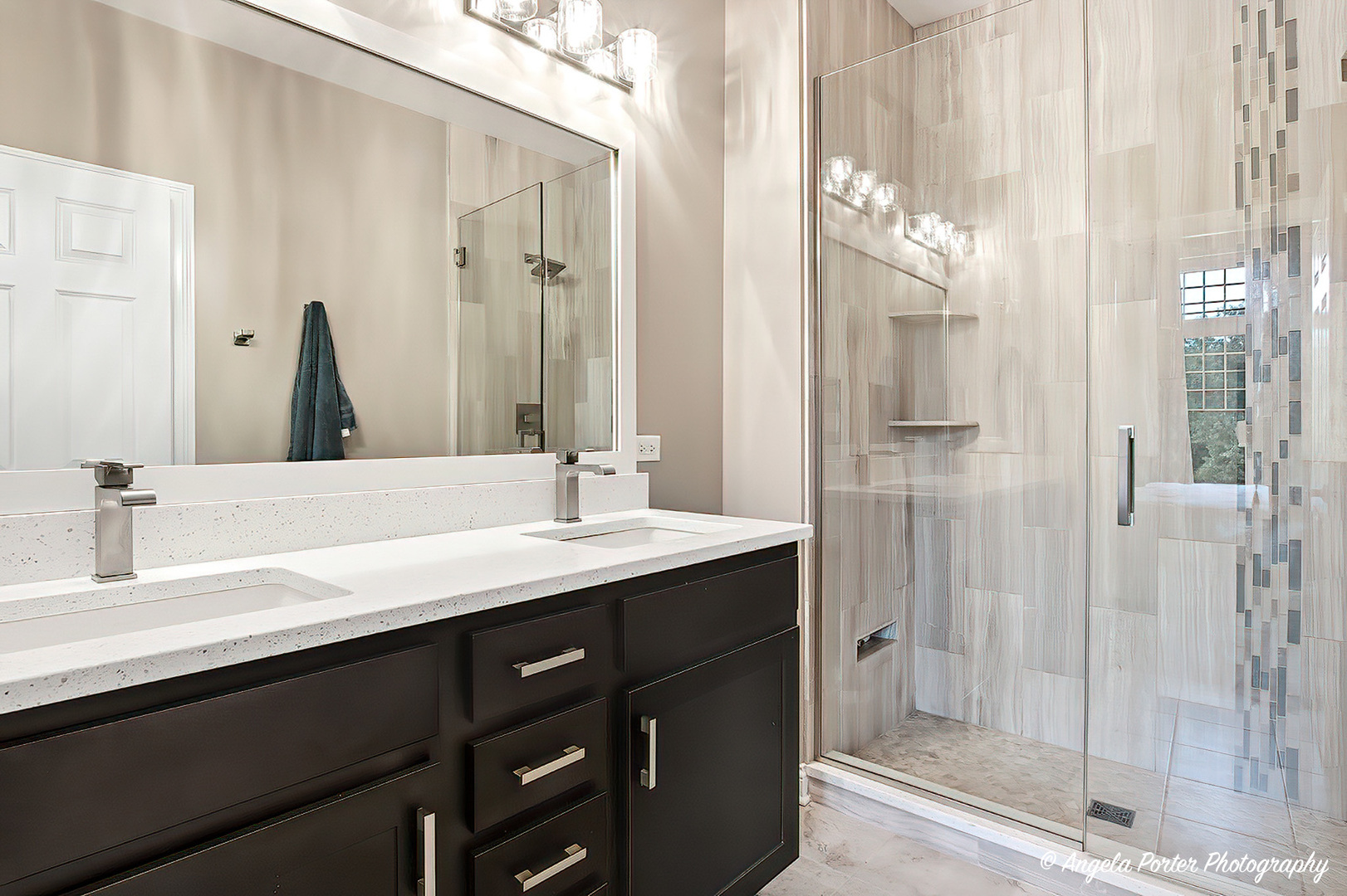 619 Parkside Court, Libertyville, IL 60048