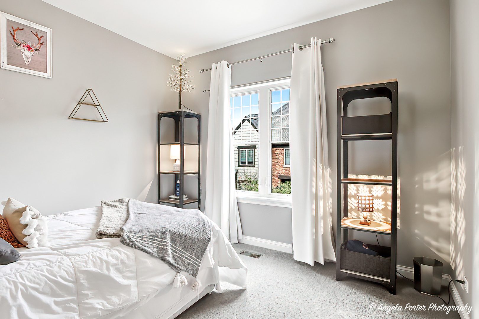 619 Parkside Court, Libertyville, IL 60048