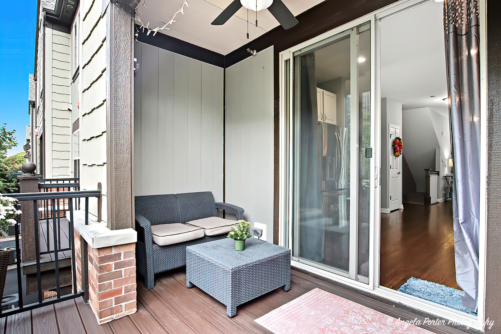 619 Parkside Court, Libertyville, IL 60048