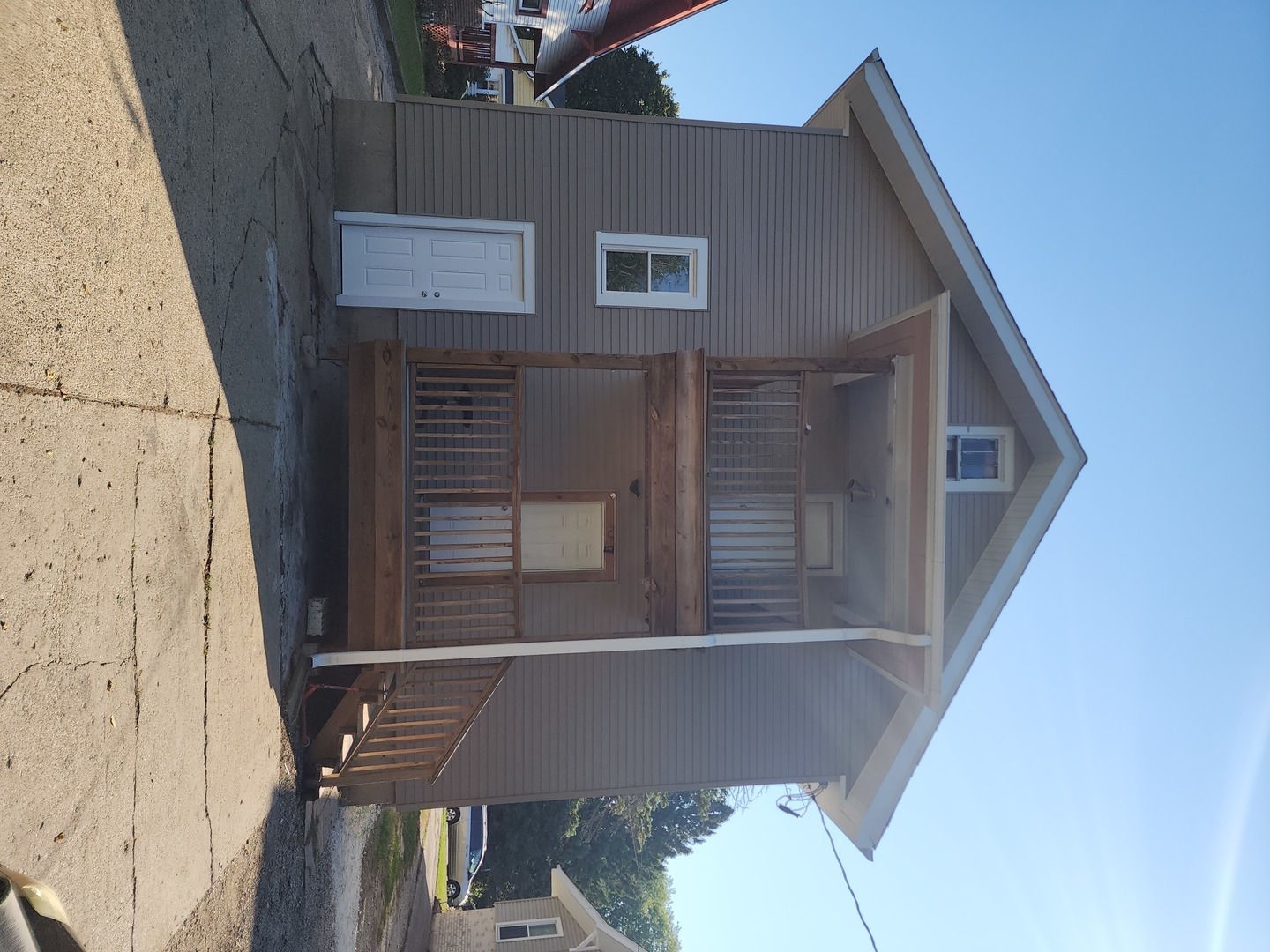 600 SUNDERLIN Street, Waukegan, IL 60085