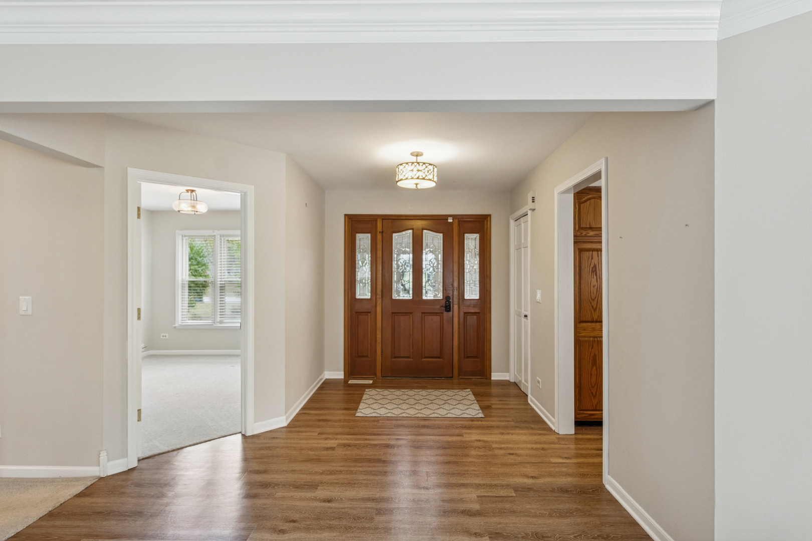 341 Fairway View Drive, Algonquin, IL 60102