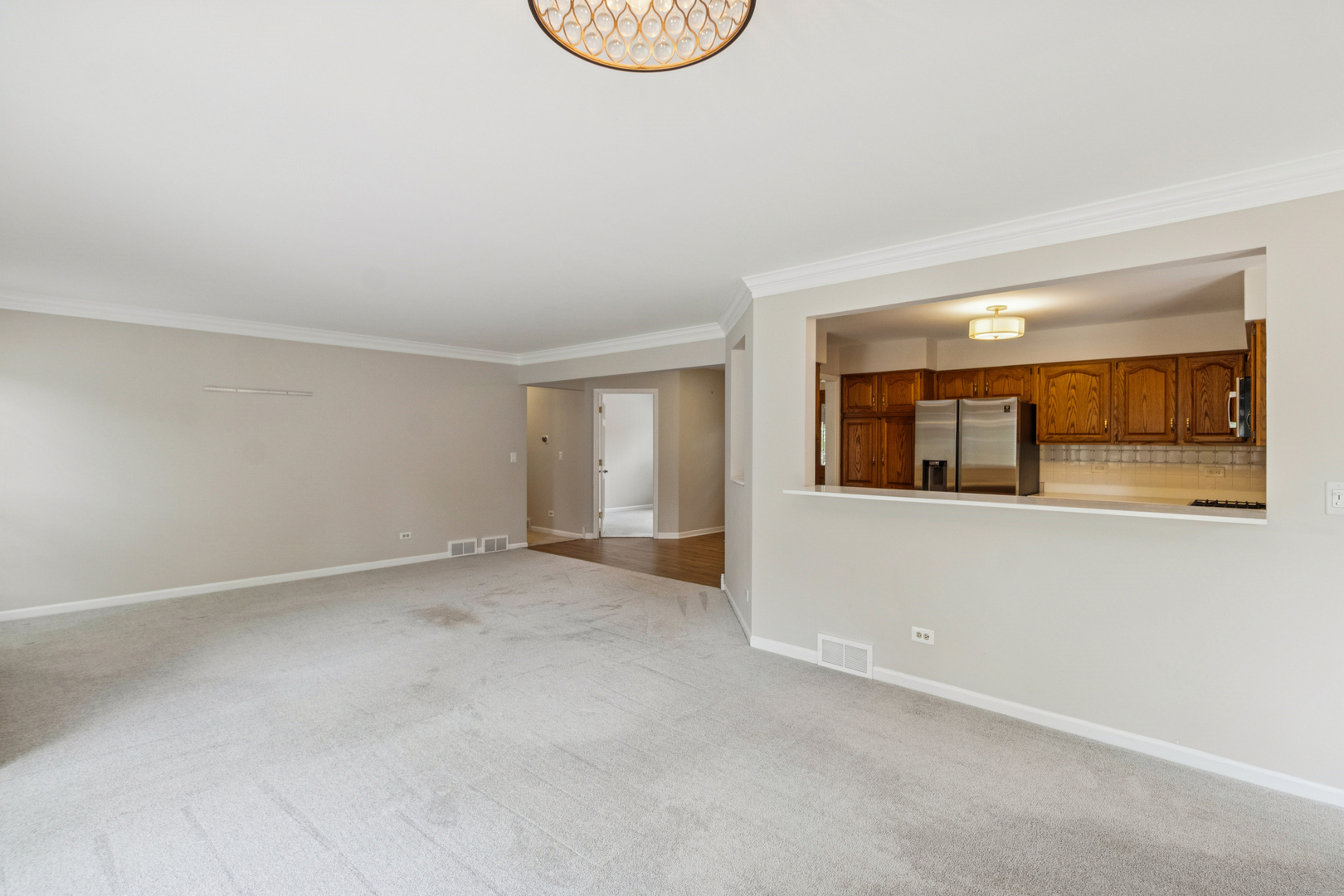 341 Fairway View Drive, Algonquin, IL 60102