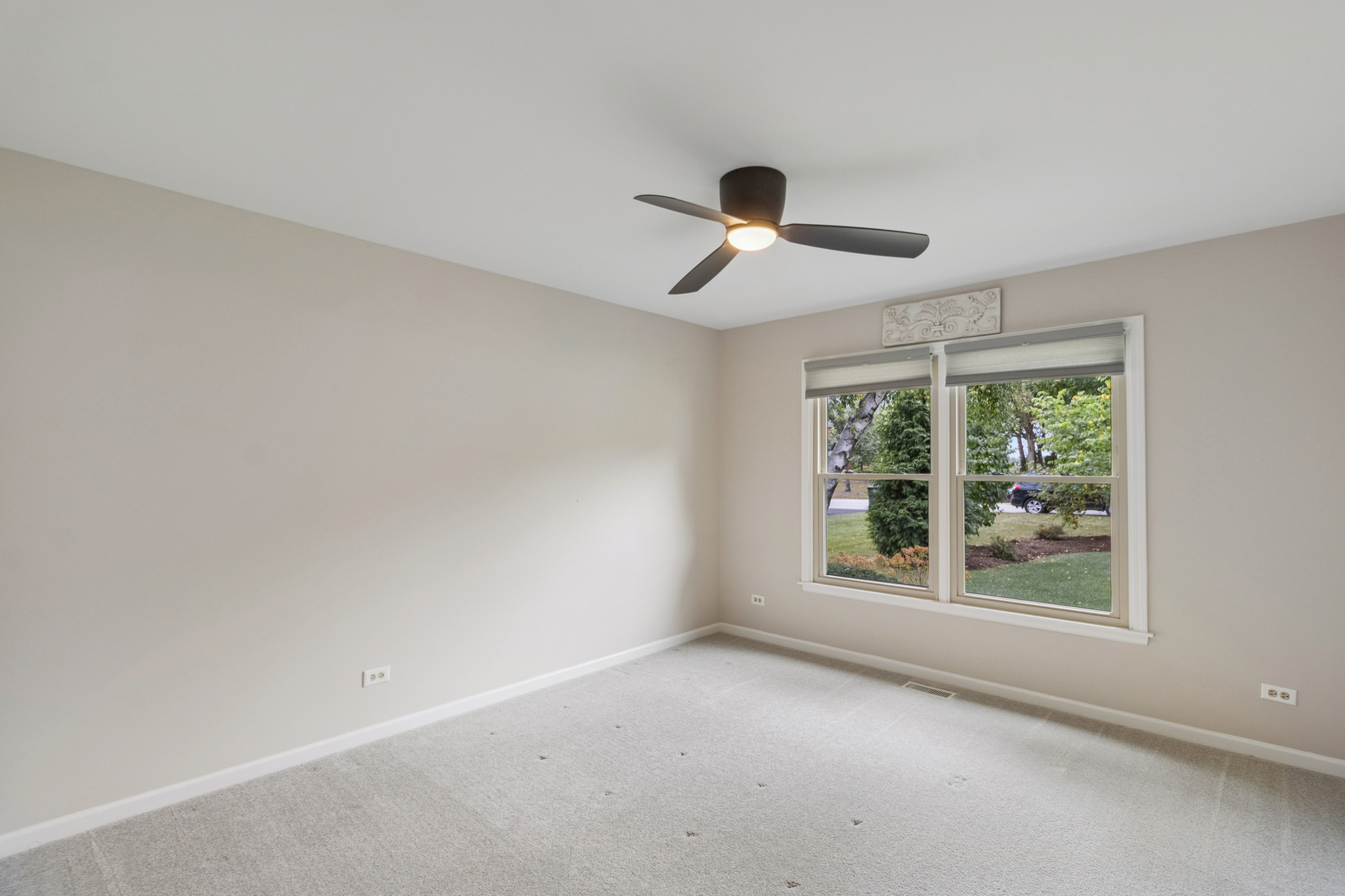 341 Fairway View Drive, Algonquin, IL 60102