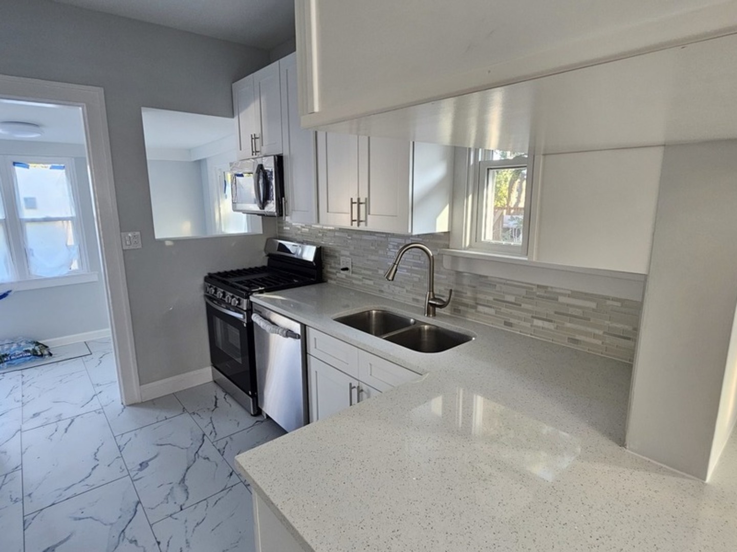 2015 S 3rd Avenue, Maywood, IL 60153