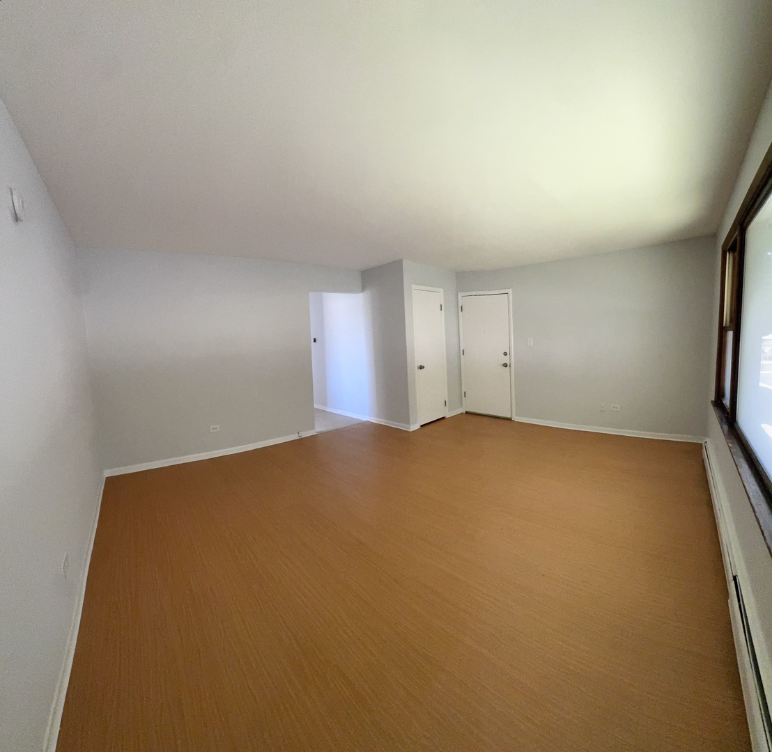 1619 N 35th Avenue #1, Melrose Park, IL 60160