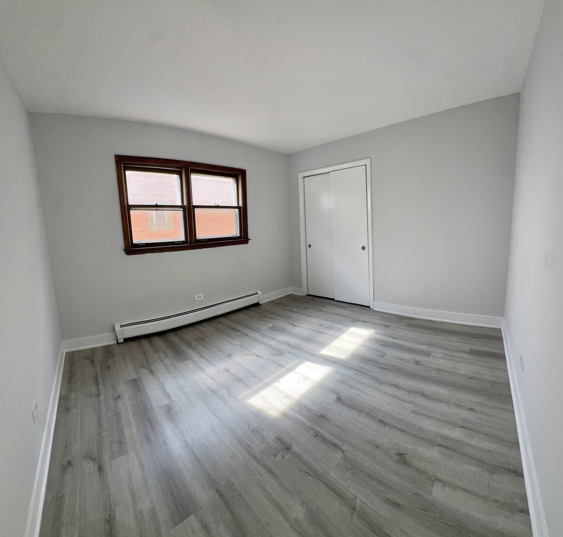 1619 N 35th Avenue #1, Melrose Park, IL 60160