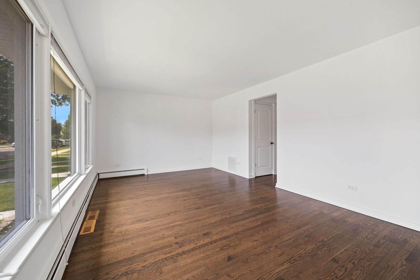 7004 W School Street, Chicago, IL 60634