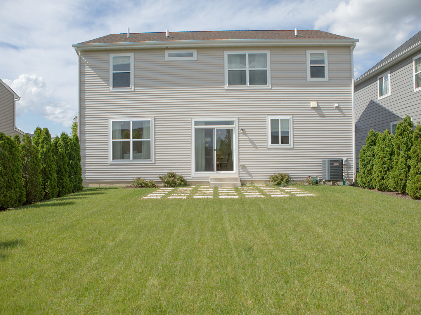 2667 Retreat Circle, Lisle, IL 60532