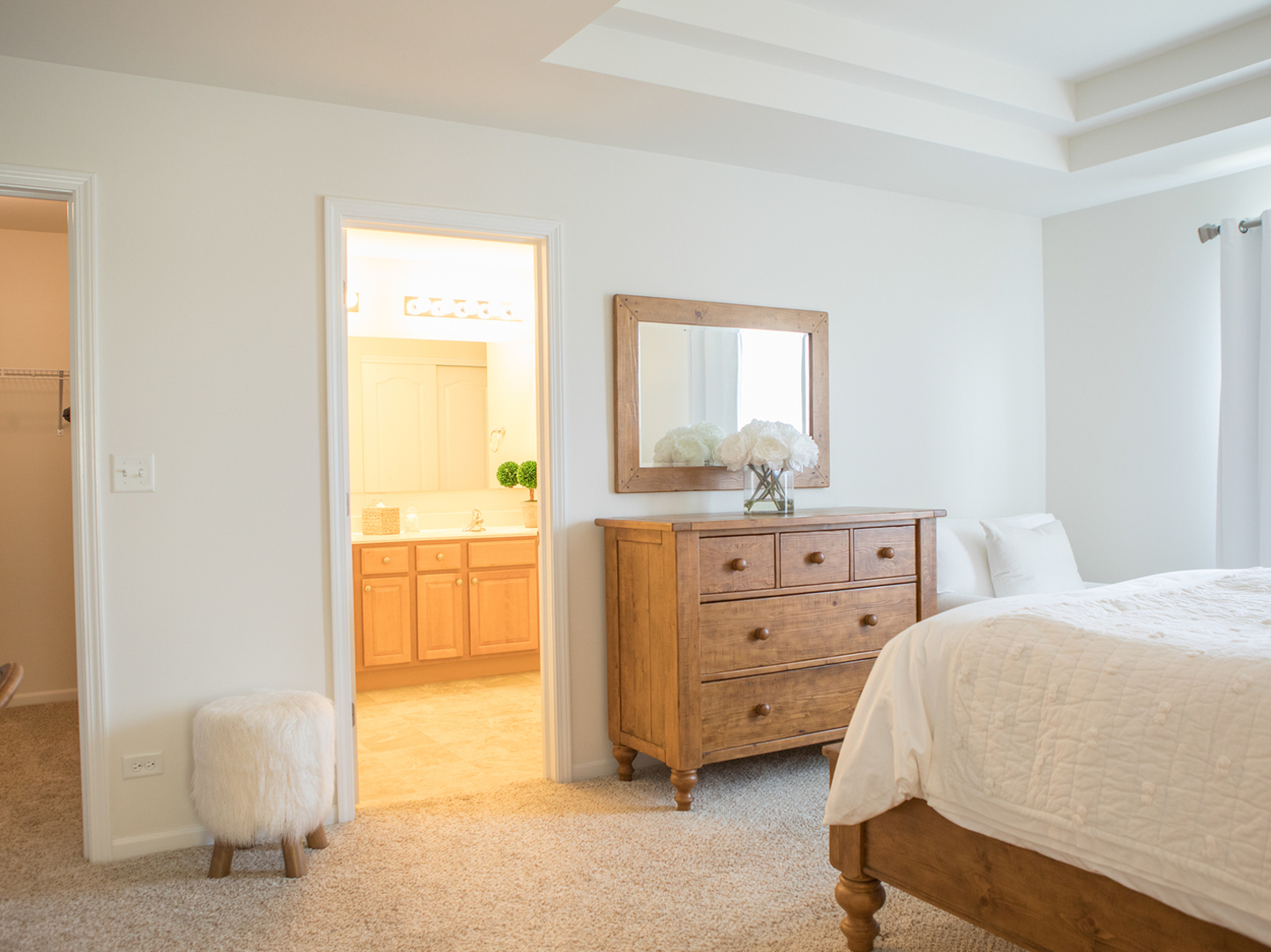 2667 Retreat Circle, Lisle, IL 60532