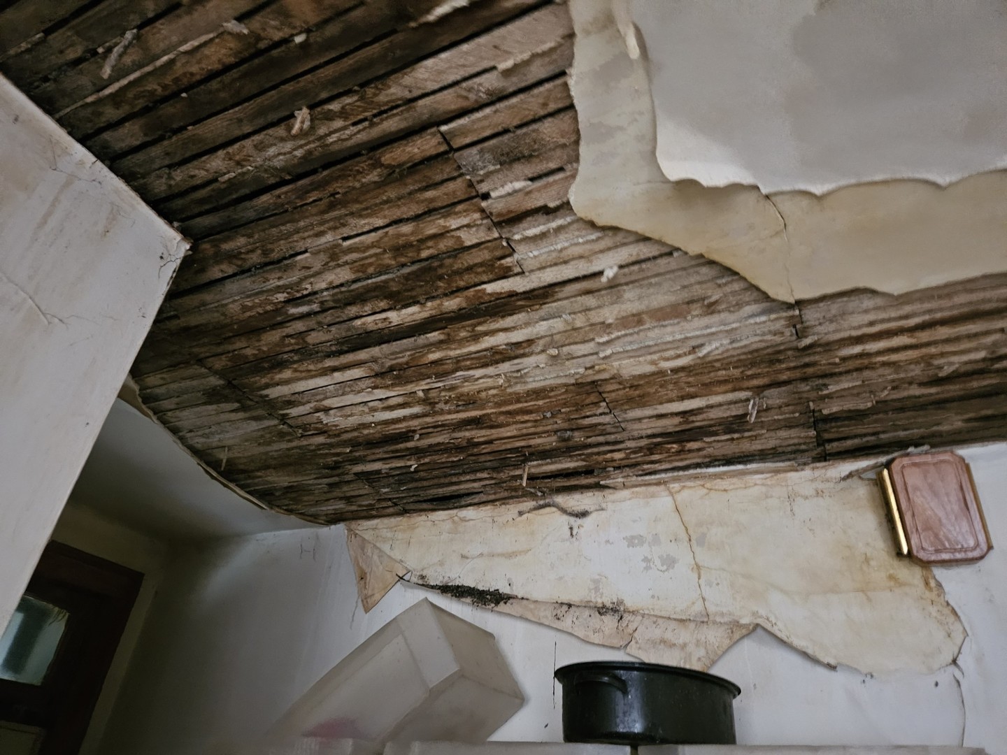 4915 N Troy Street, Chicago, IL 60625