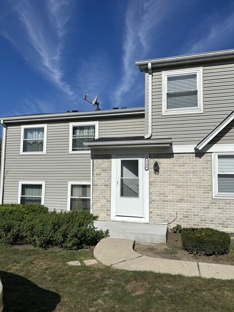 2186 N Oakbrook Circle #2186, Palatine, IL 60074