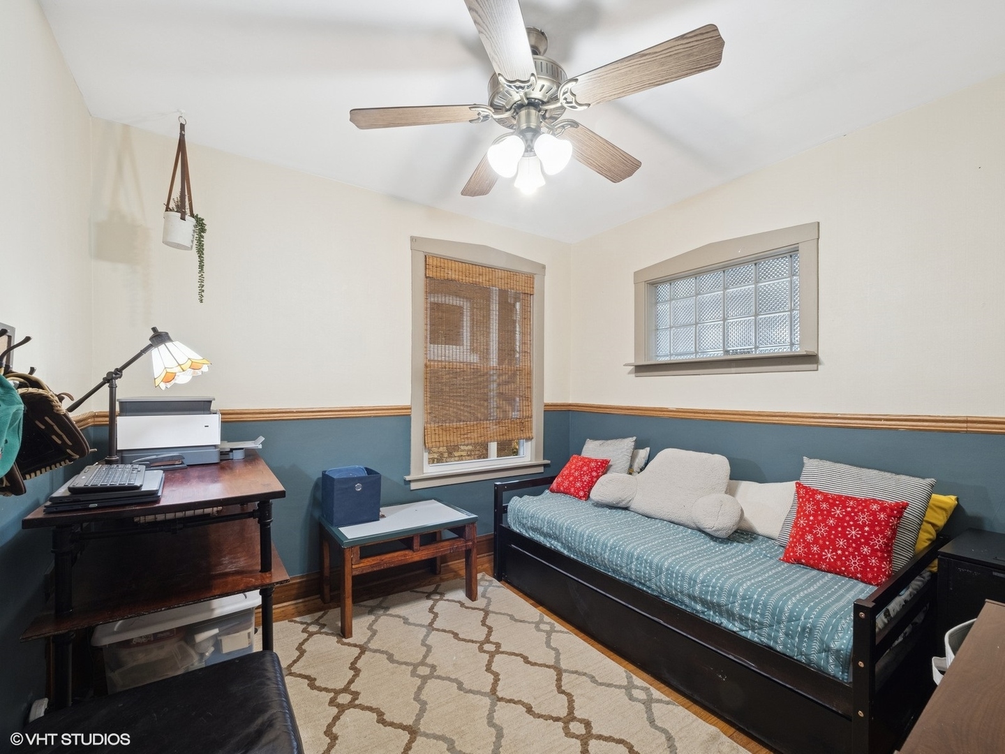 3328 Vernon Avenue, Brookfield, IL 60513
