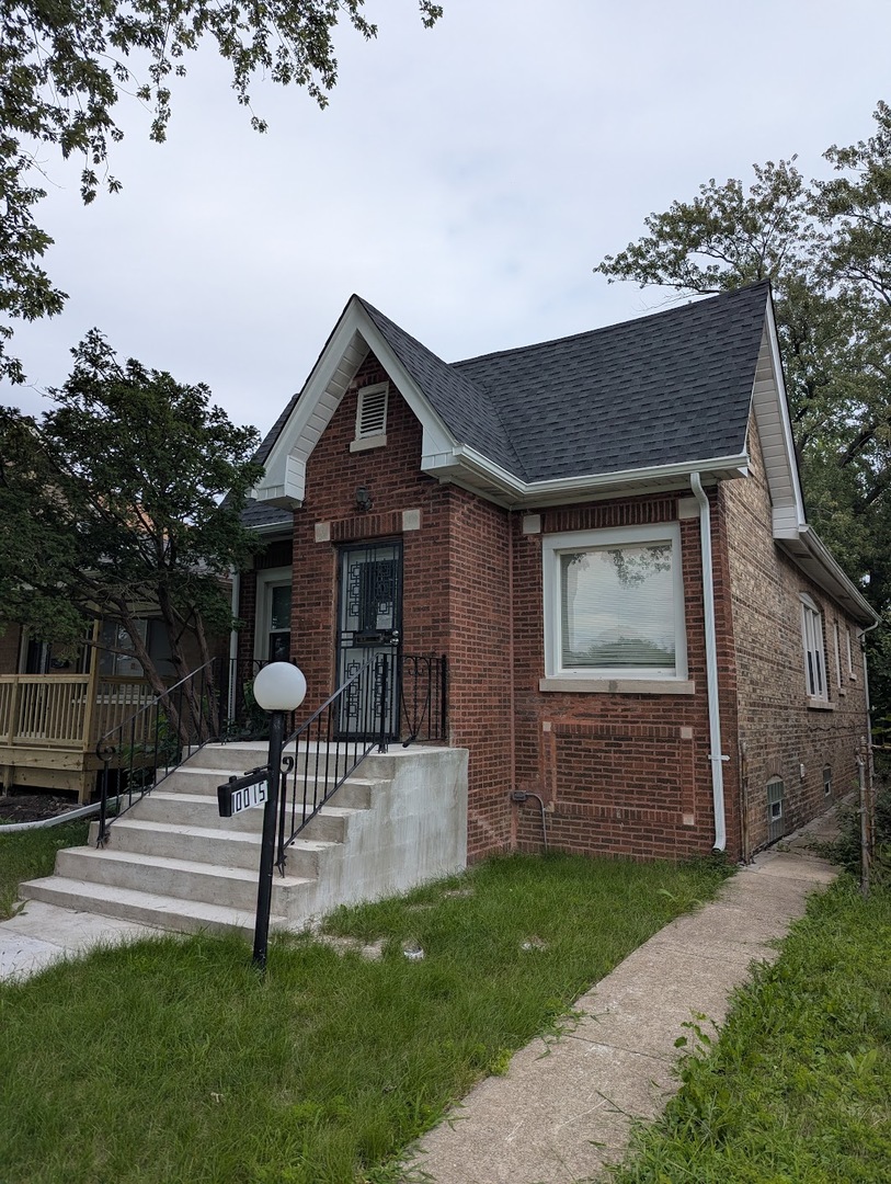 10015 S Princeton Avenue, Chicago, IL 60628