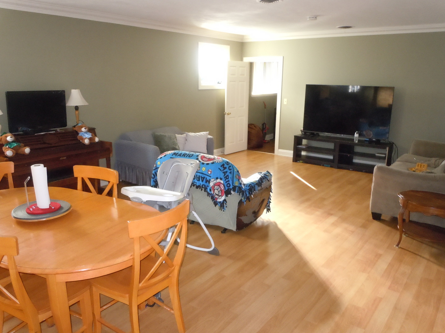 138 W Irving Park Road #1, Wood Dale, IL 60191