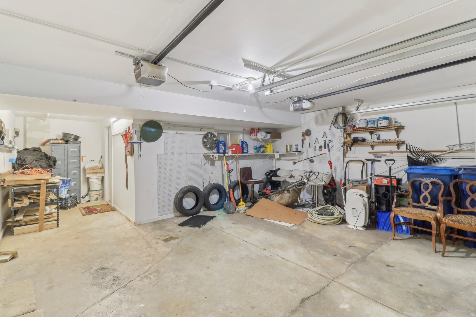 712 Dante Court, Schaumburg, IL 60193