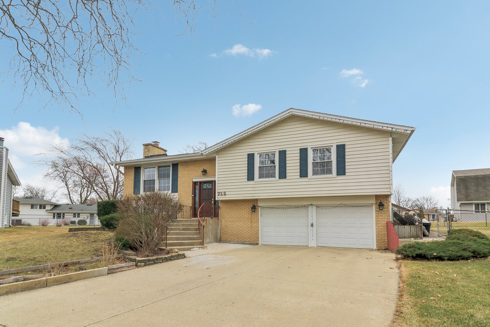 712 Dante Court, Schaumburg, IL 60193