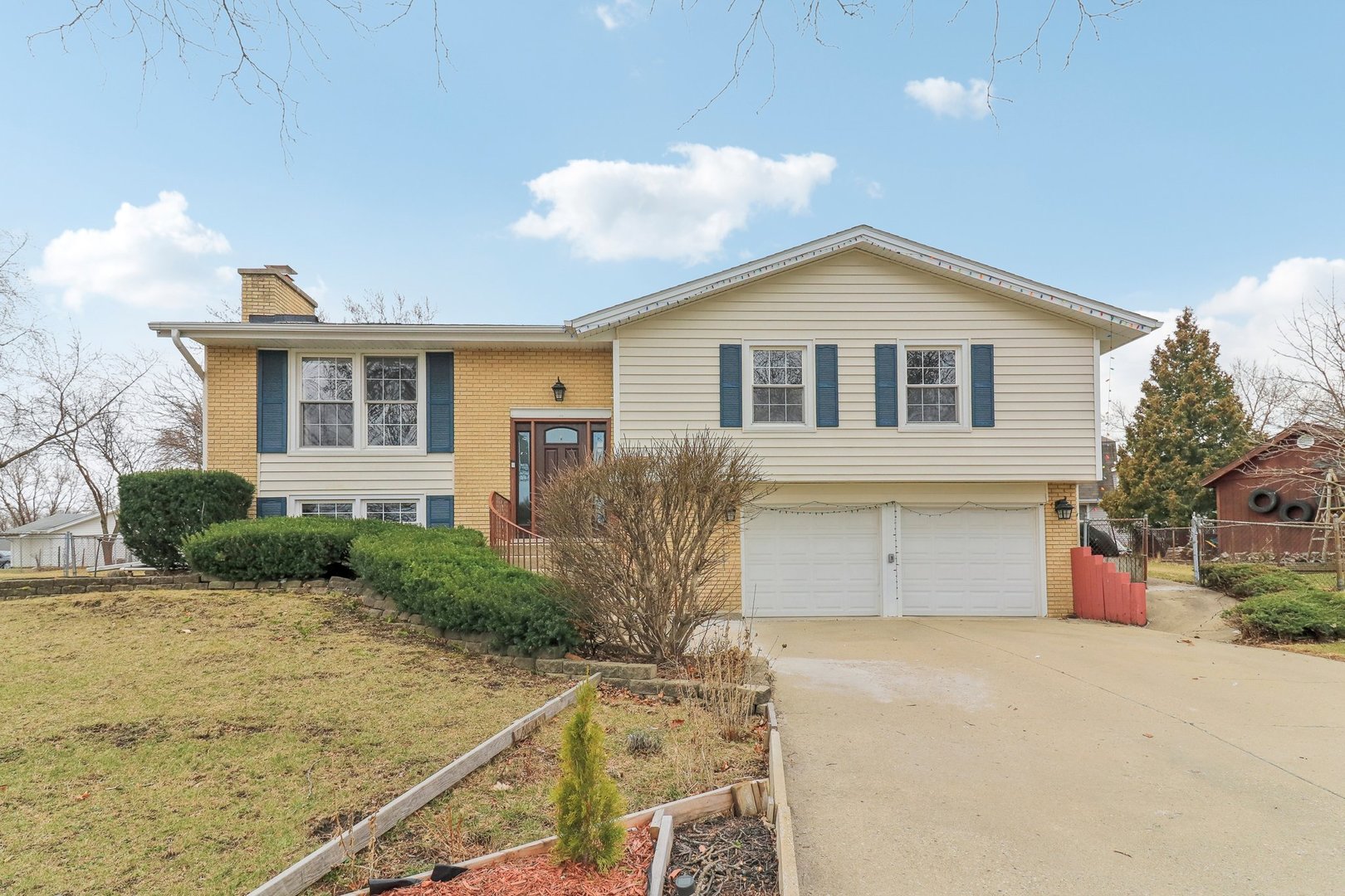 712 Dante Court, Schaumburg, IL 60193