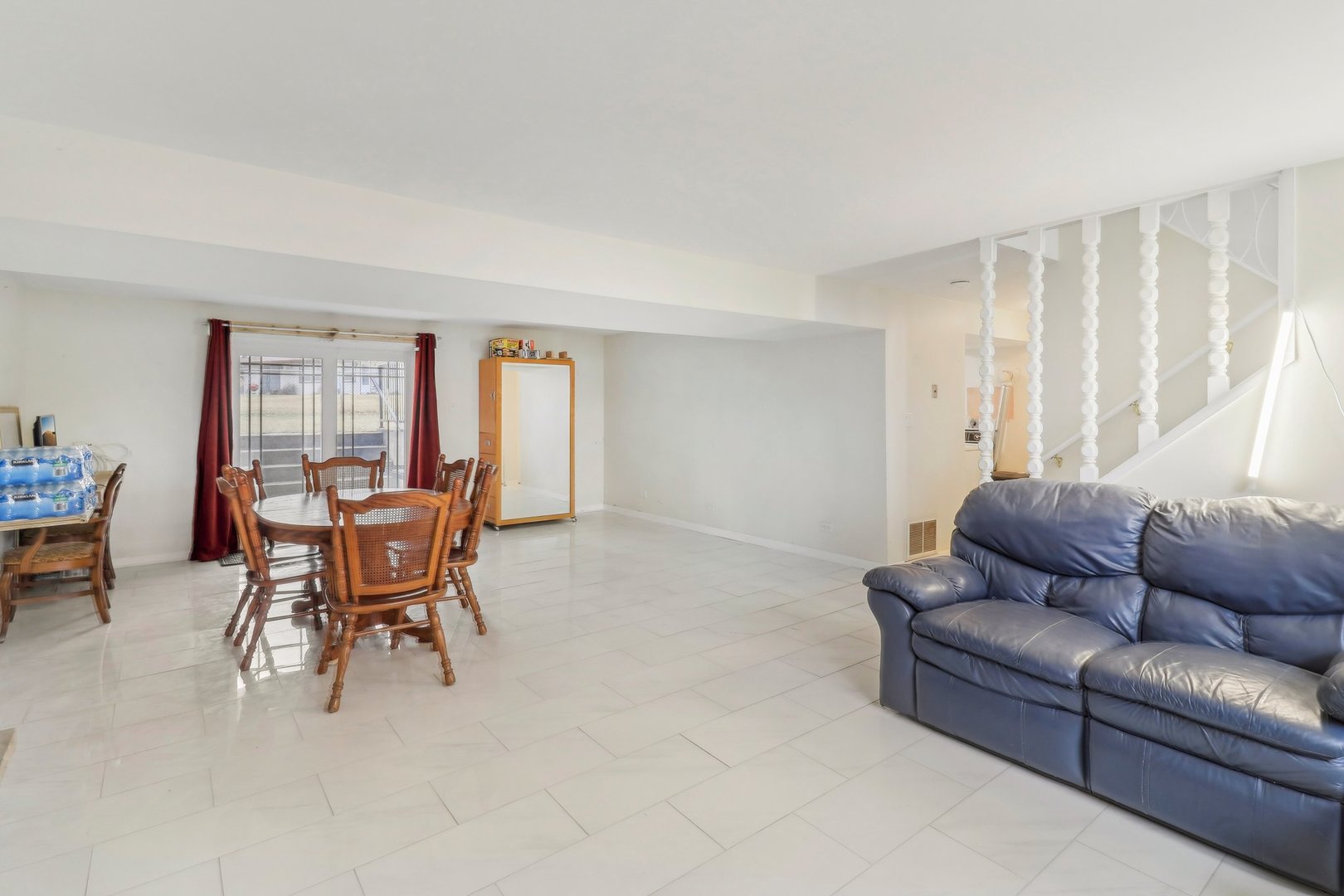 712 Dante Court, Schaumburg, IL 60193