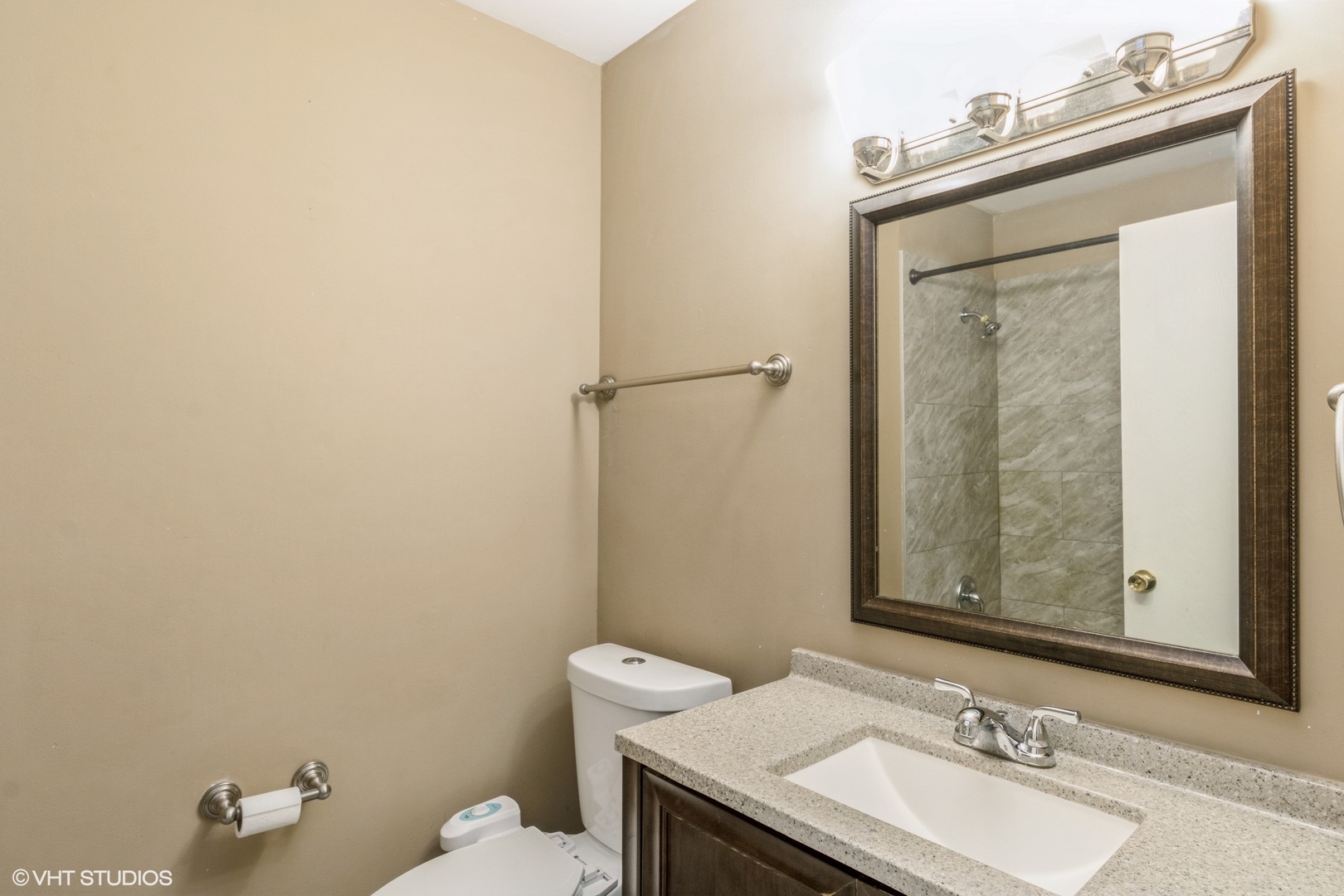 1423 Sacramento Drive #1423, Hanover Park, IL 60133