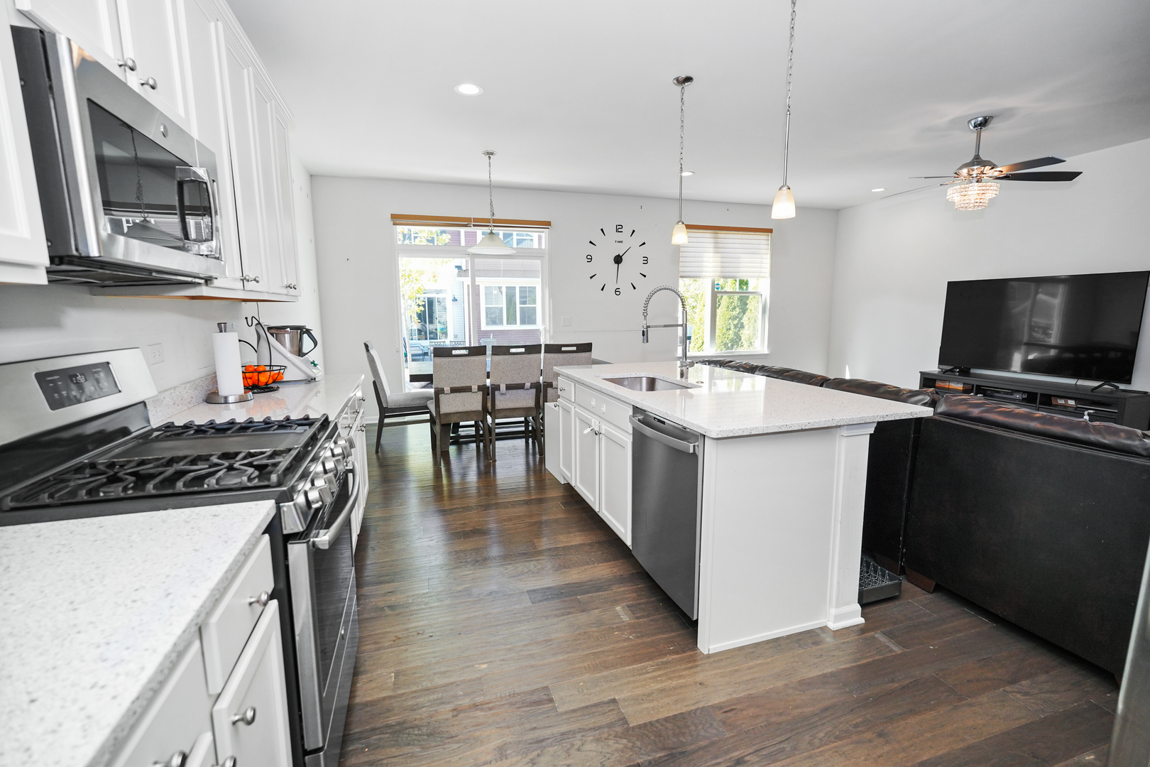 4139 Winslow Court, Aurora, IL 60504