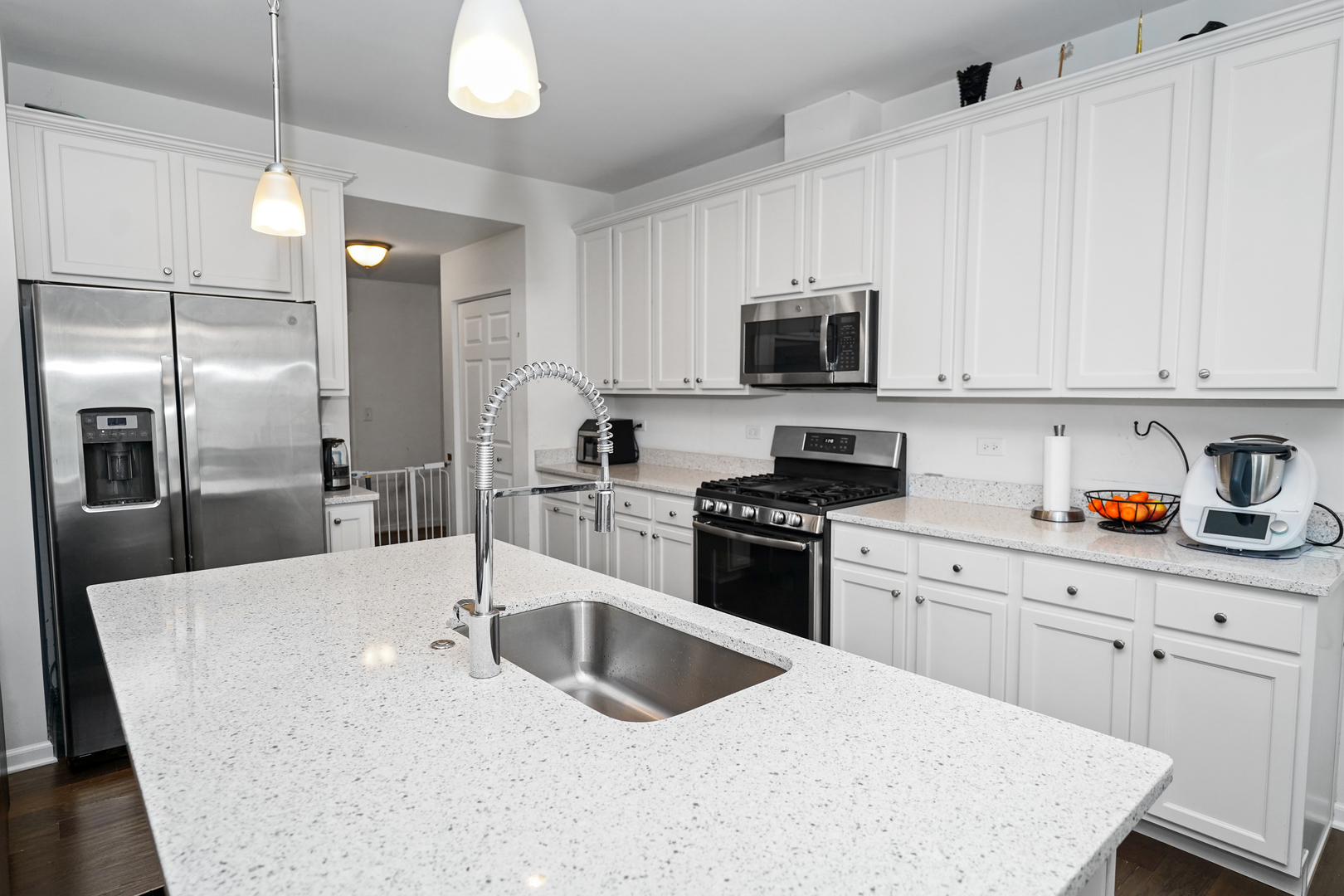 4139 Winslow Court, Aurora, IL 60504