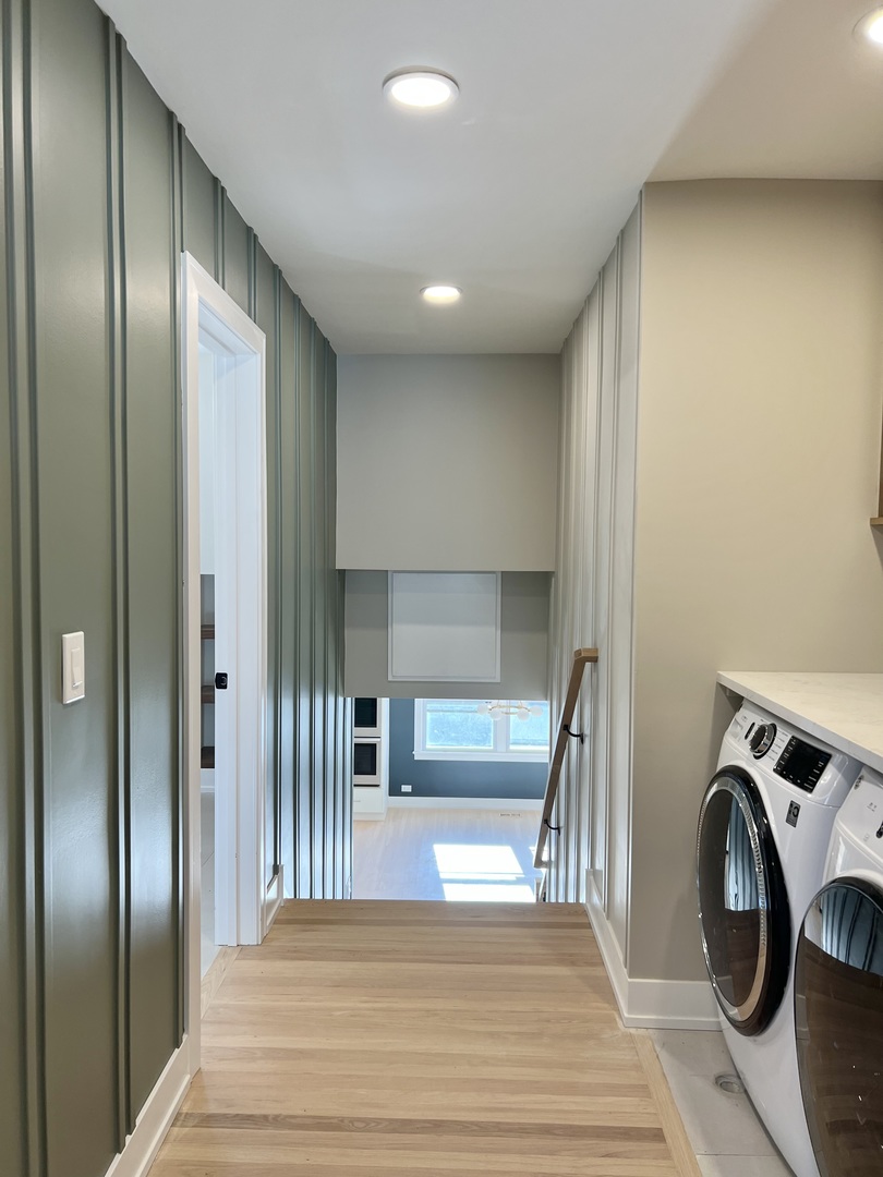 705 S Edgewood Avenue, Elmhurst, IL 60126