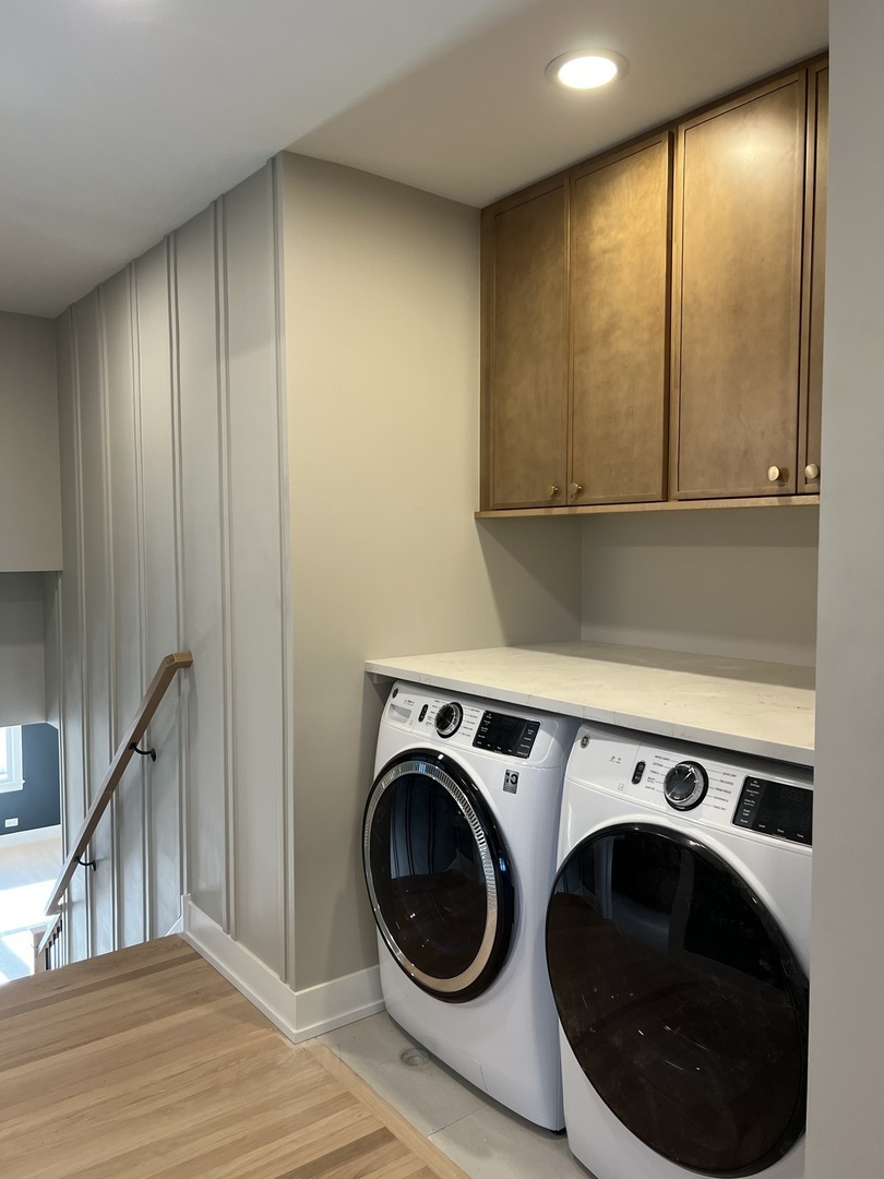 705 S Edgewood Avenue, Elmhurst, IL 60126